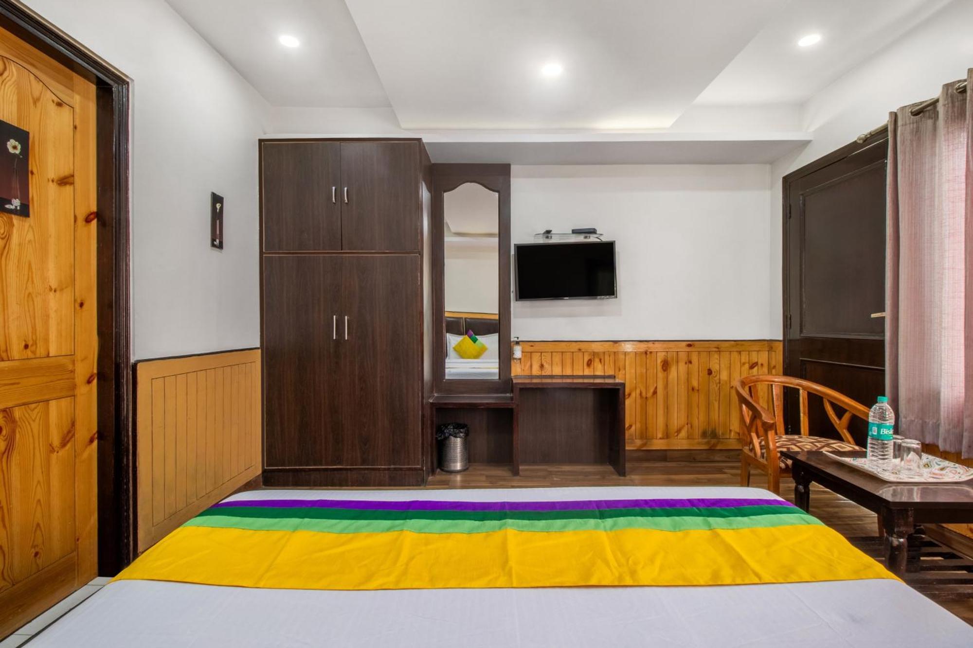 Itsy Hotels Avantika With Forest View ชิมลา ภายนอก รูปภาพ