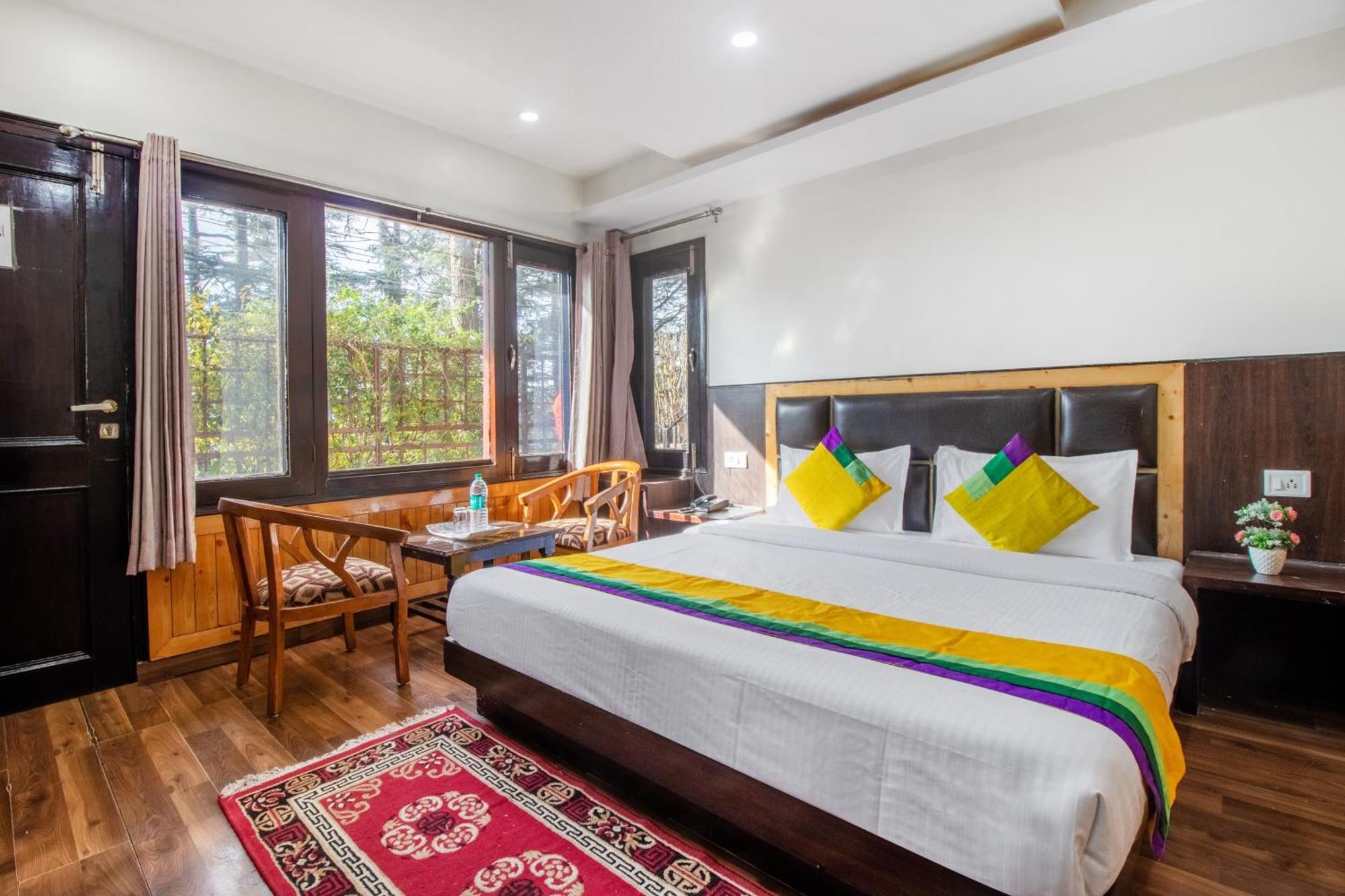 Itsy Hotels Avantika With Forest View ชิมลา ภายนอก รูปภาพ