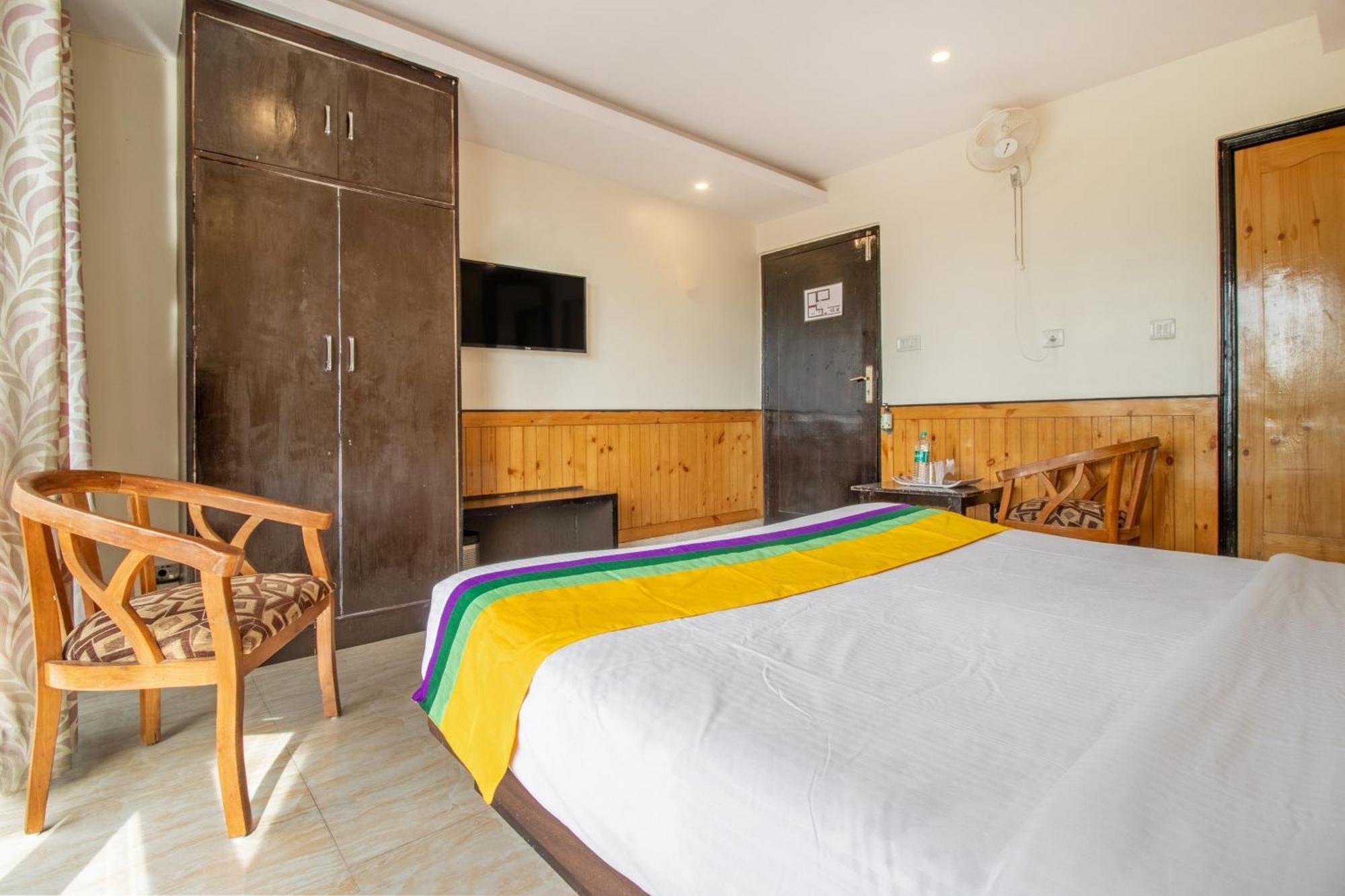 Itsy Hotels Avantika With Forest View ชิมลา ภายนอก รูปภาพ